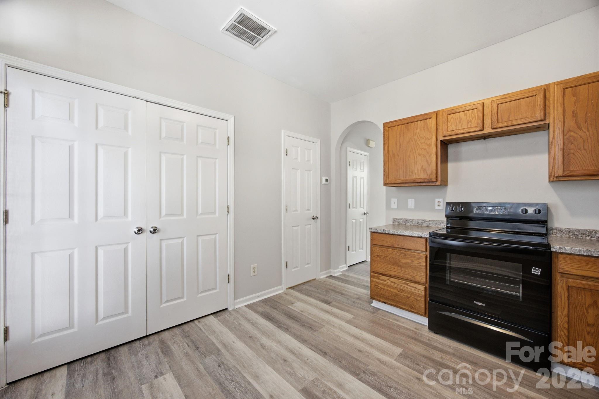 6123 Dane Drive Property Photo 9