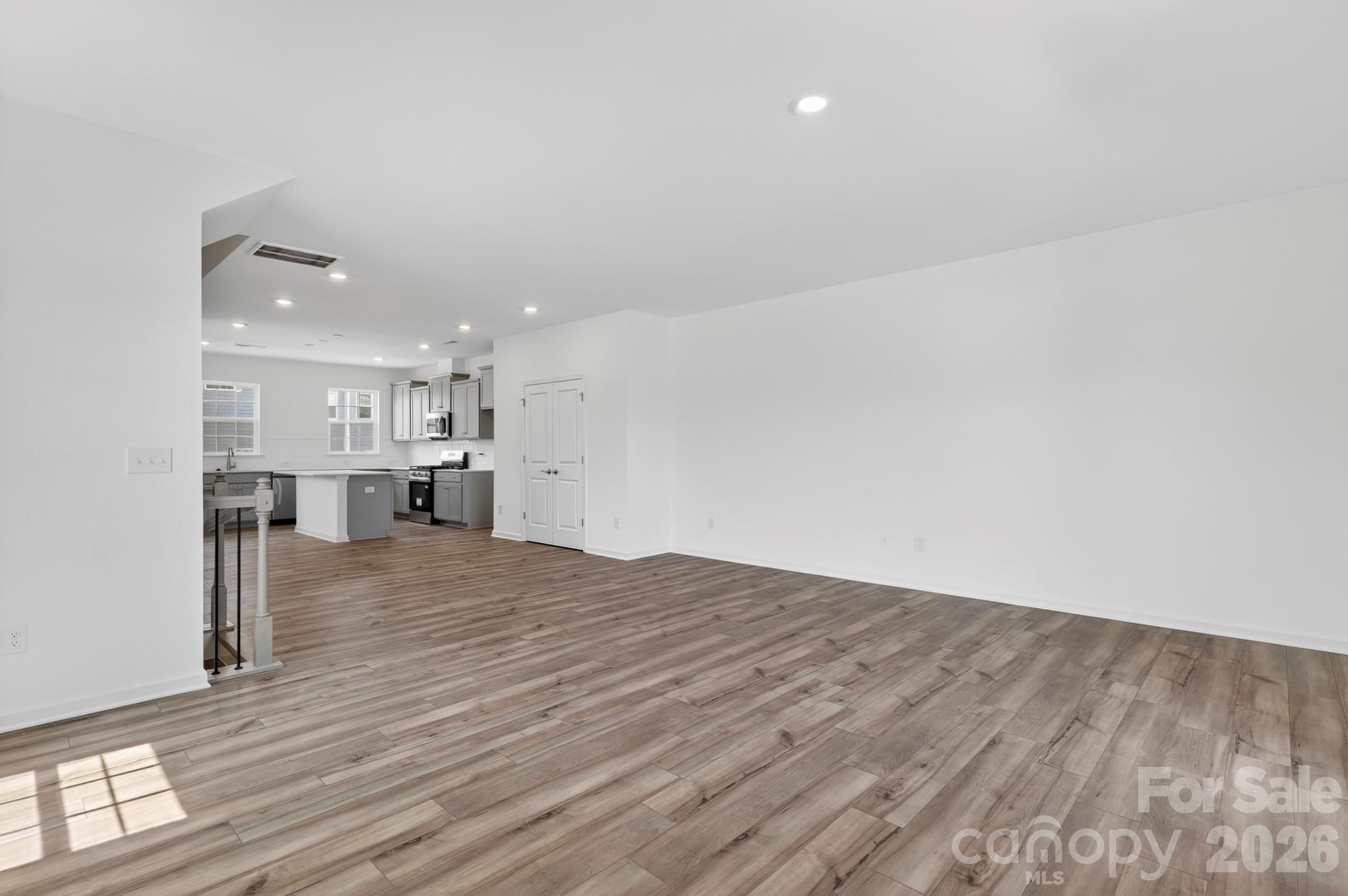106 Nablus Trail A Property Photo 12