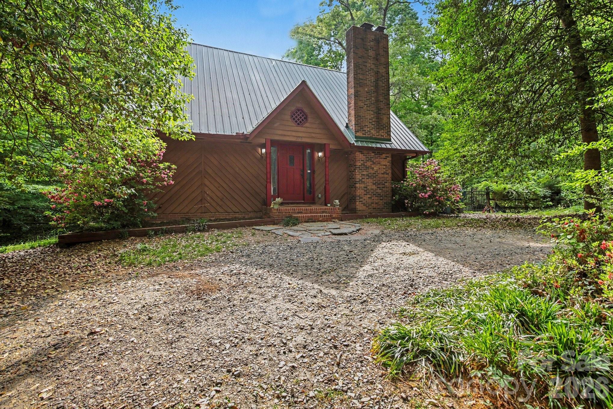 270 Oakland Avenue Property Photo 3