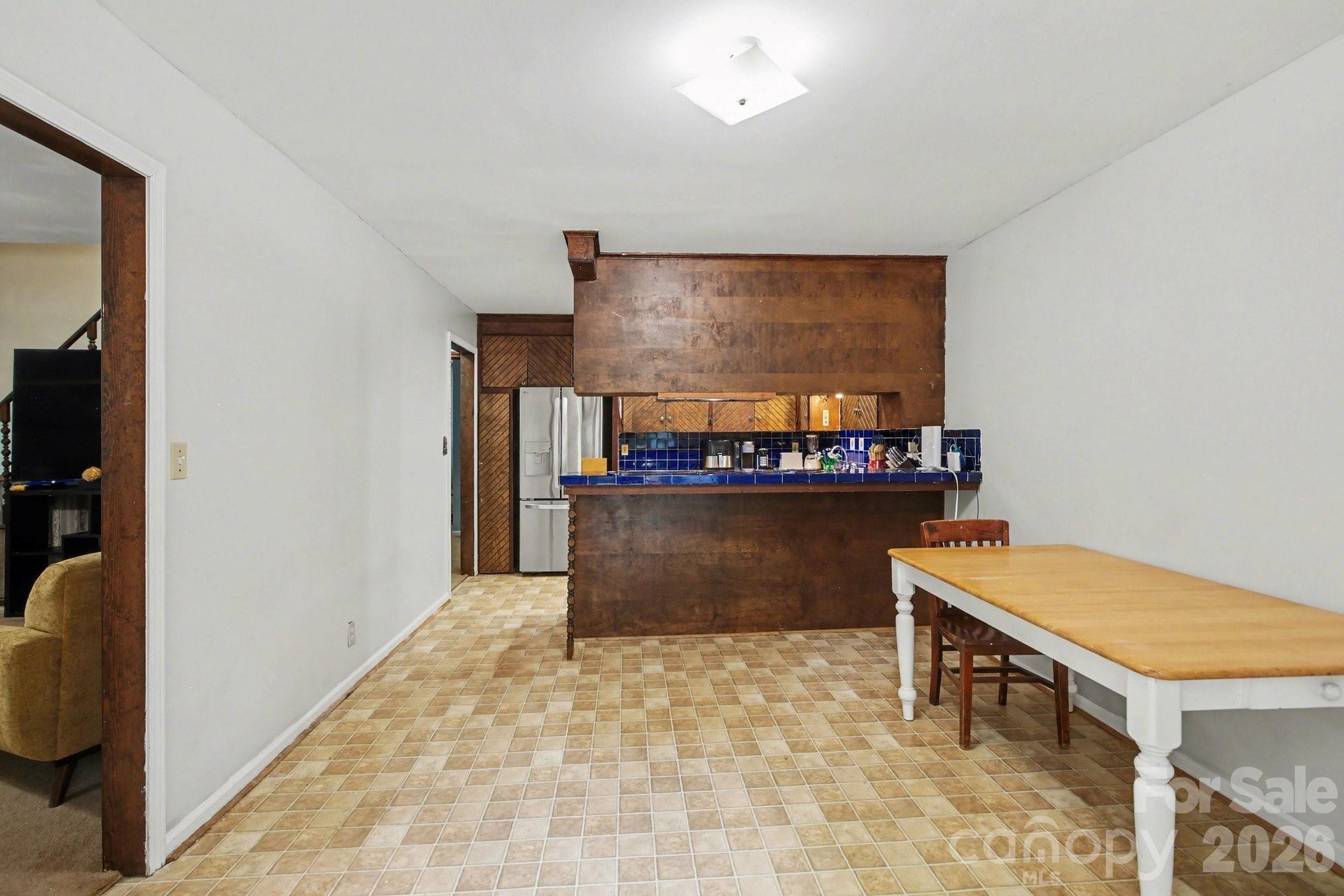 270 Oakland Avenue Property Photo 9