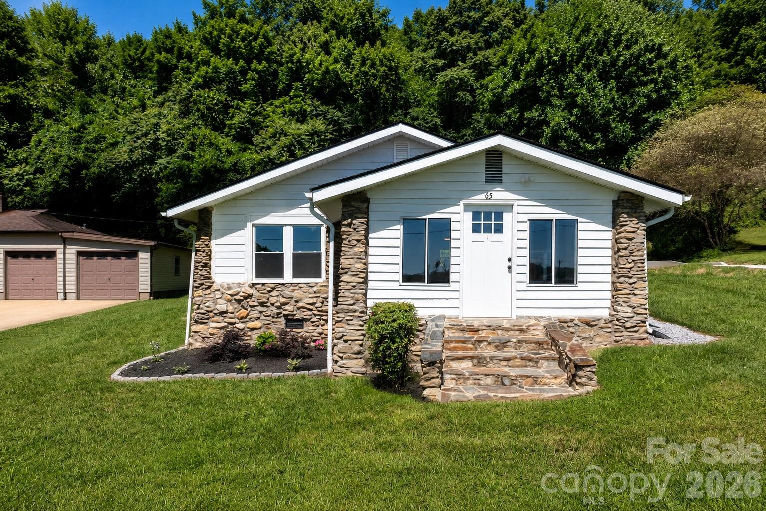 65 Mcdowell Street Property Photo 1