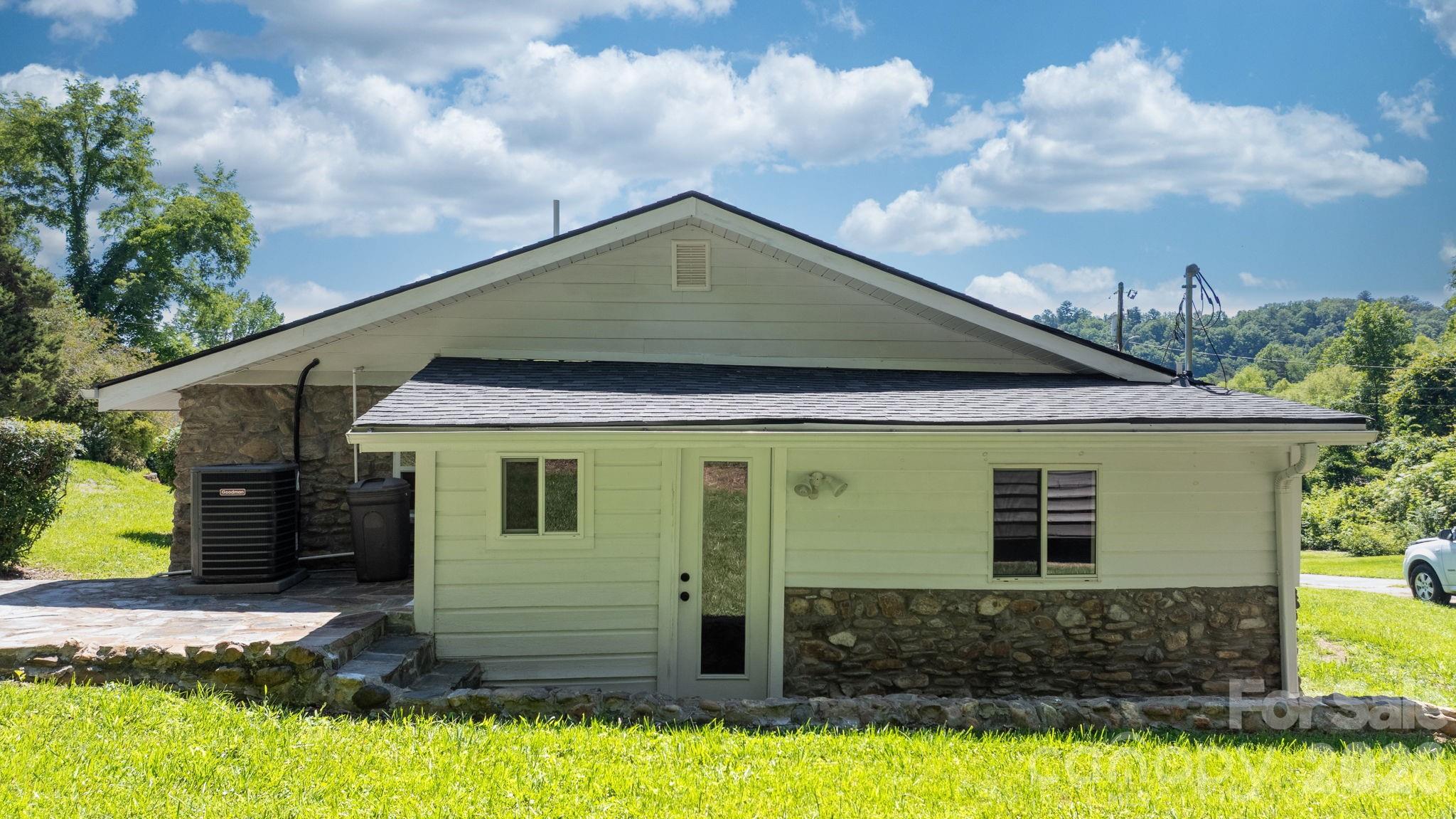 65 Mcdowell Street Property Photo 25
