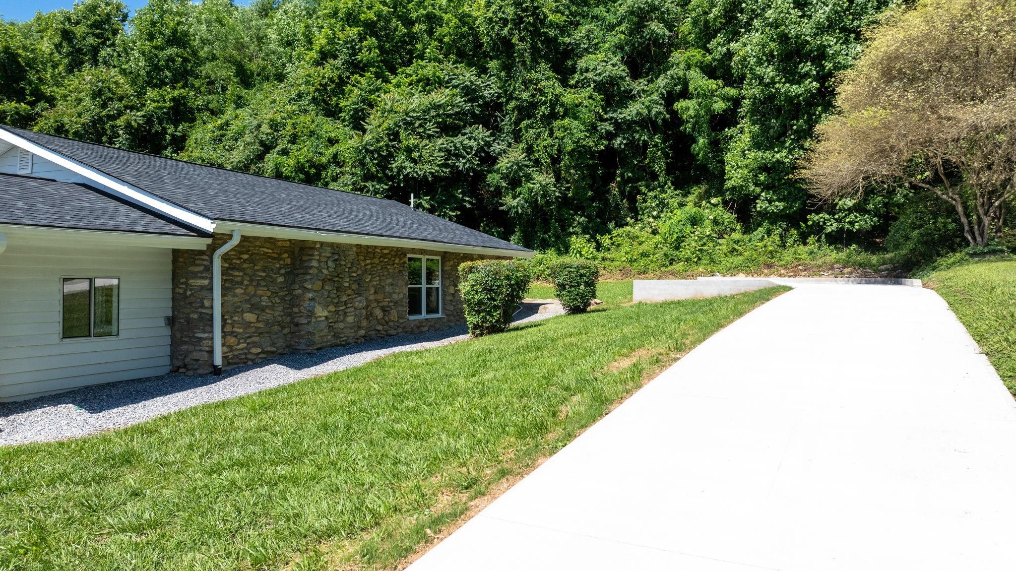 65 Mcdowell Street Property Photo 27