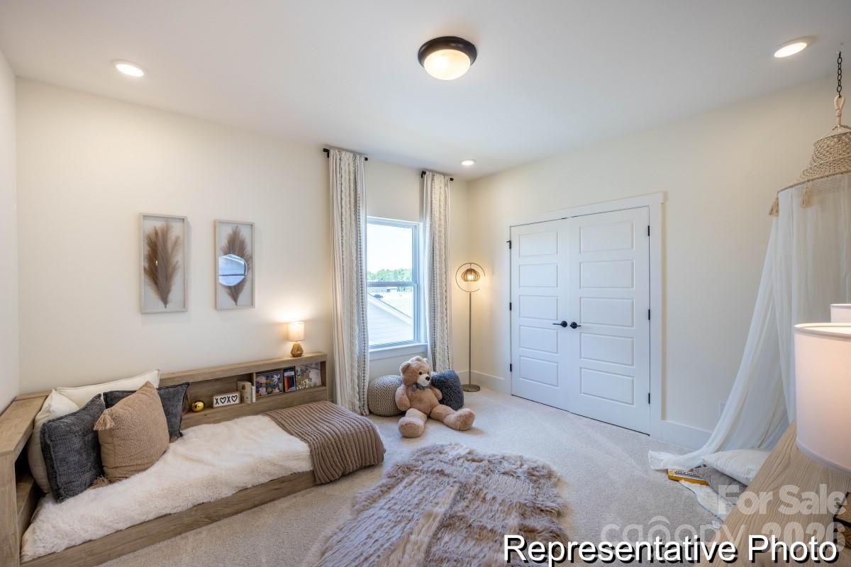 670 White Hare Lane 95p Property Photo 18