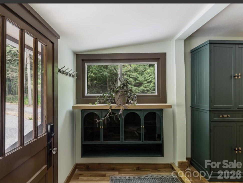 168 Avondale Road Property Photo 11