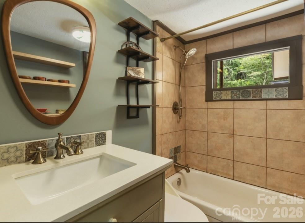 168 Avondale Road Property Photo 13