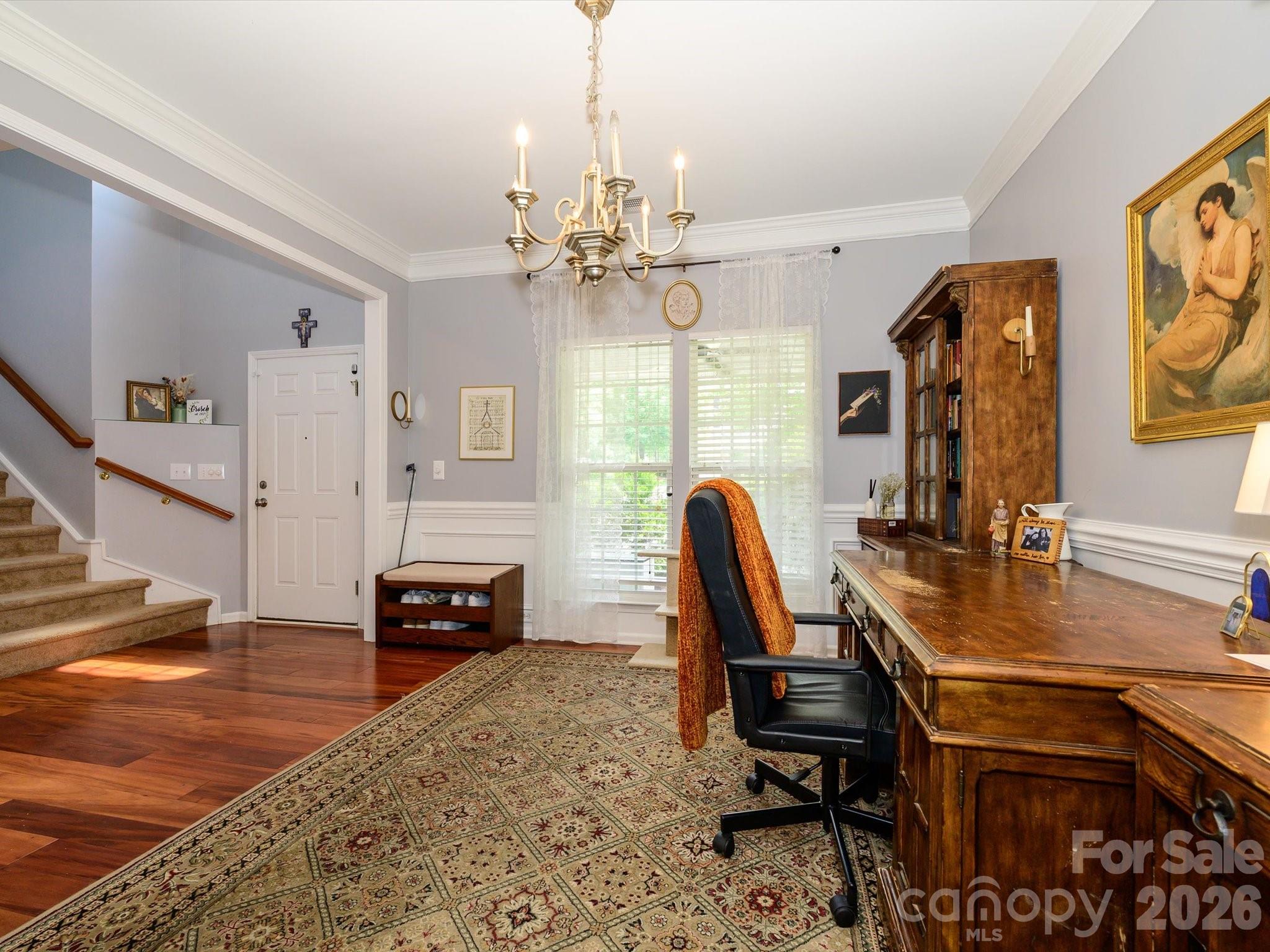 6815 Tanners Creek Drive Property Photo 7