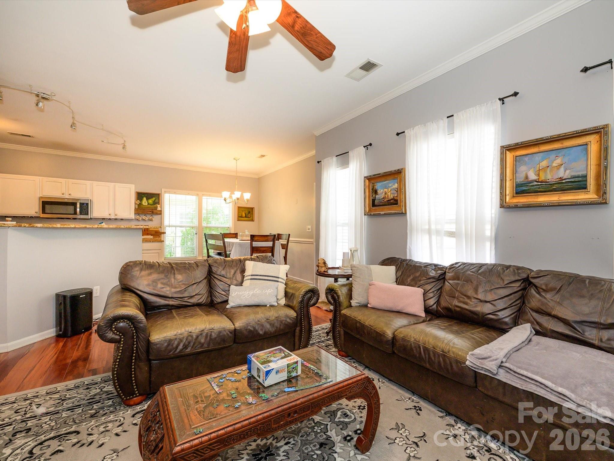 6815 Tanners Creek Drive Property Photo 18