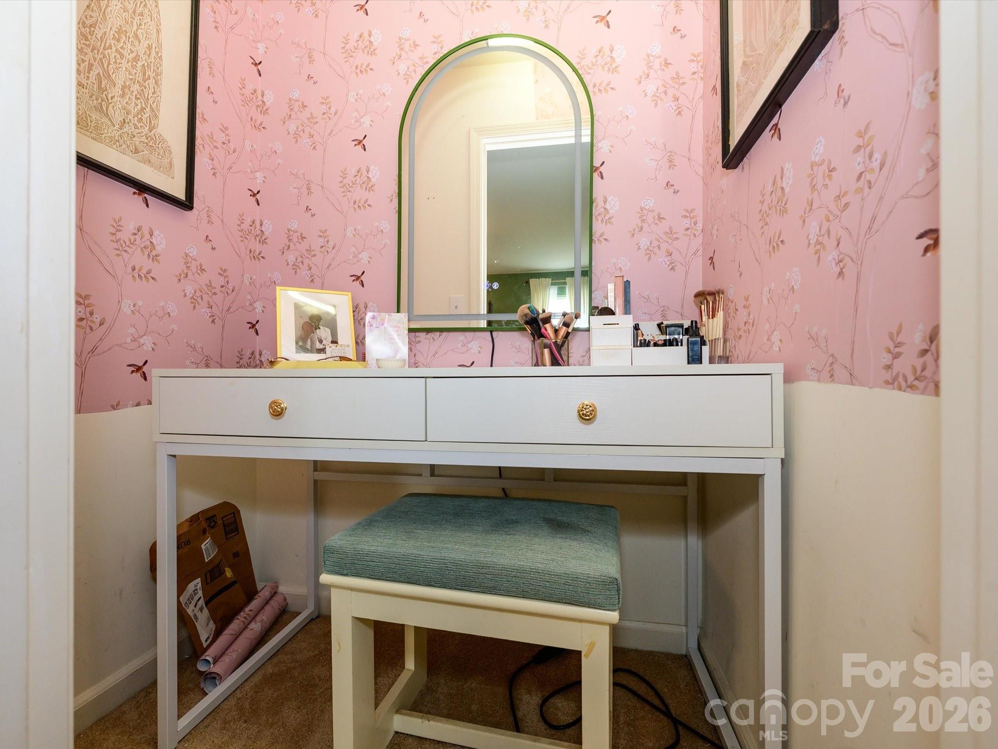 6815 Tanners Creek Drive Property Photo 27