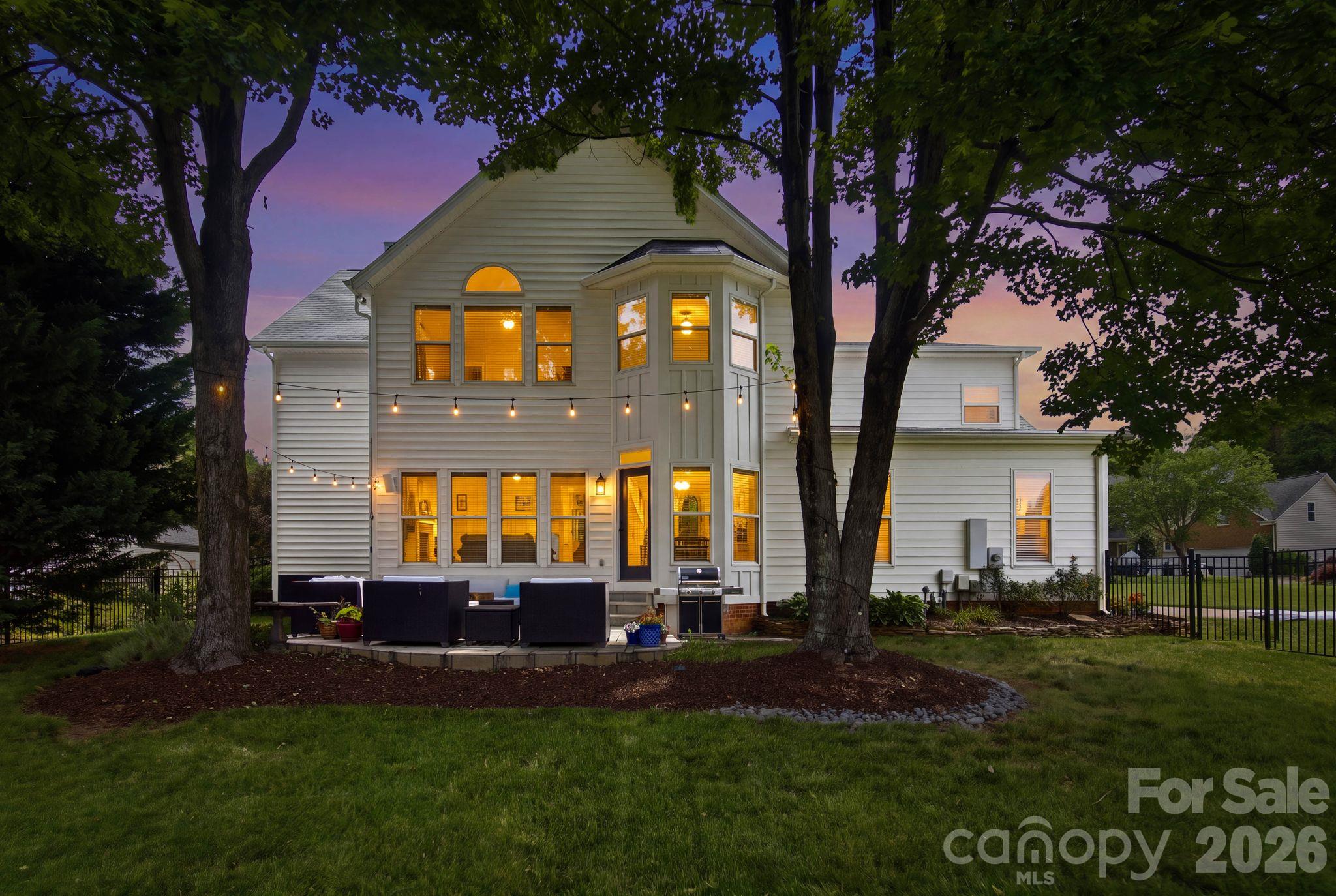 21415 John Pines Drive Property Photo 4