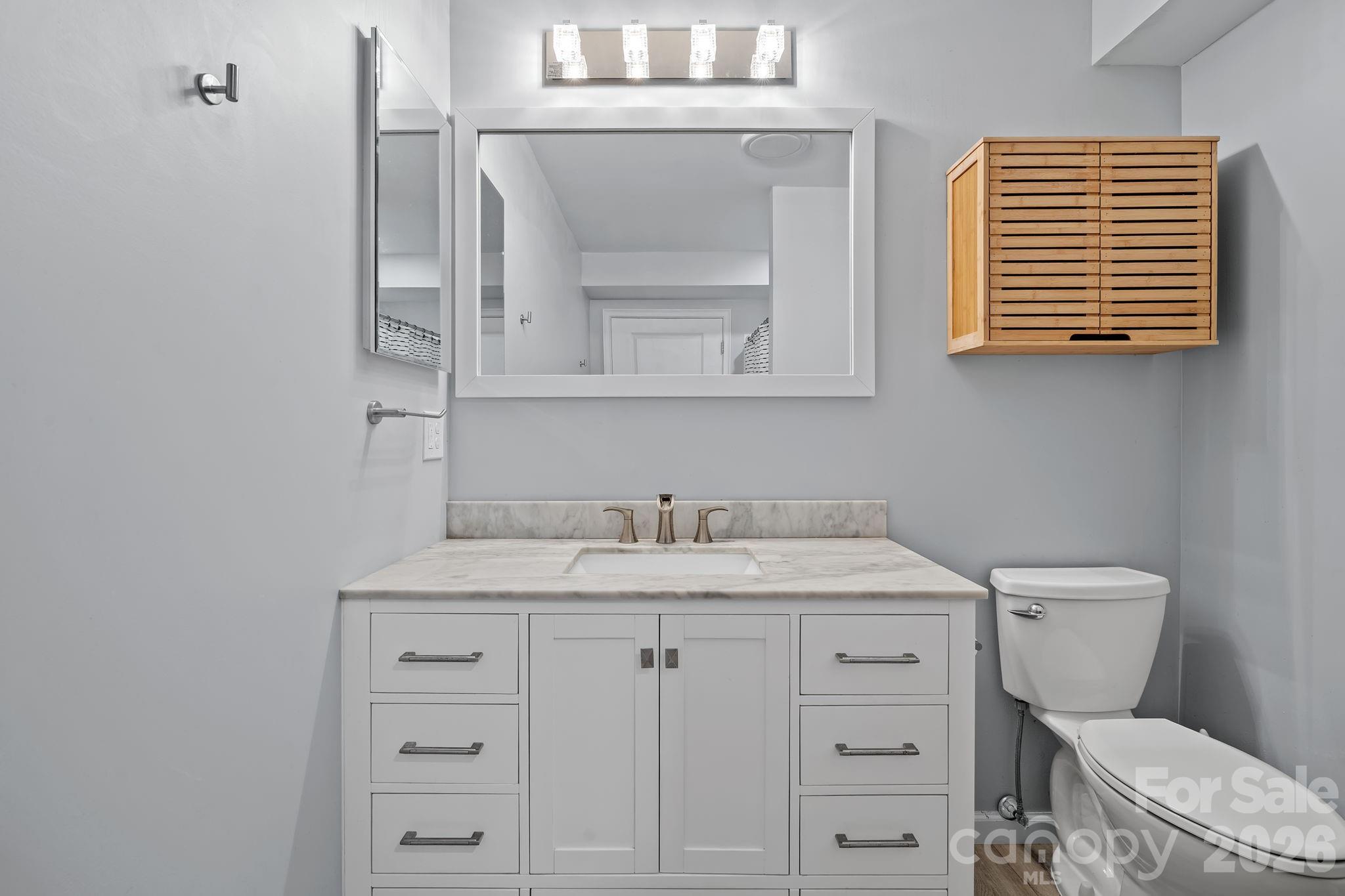 11 Grenadier Court Property Photo 13