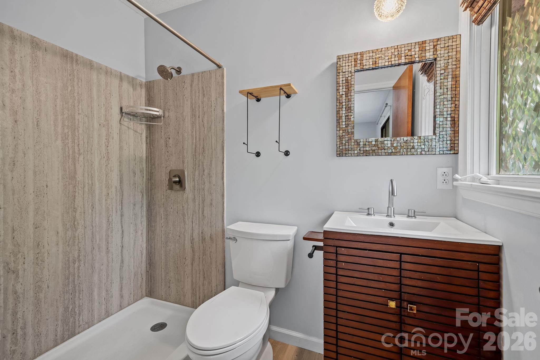 11 Grenadier Court Property Photo 27