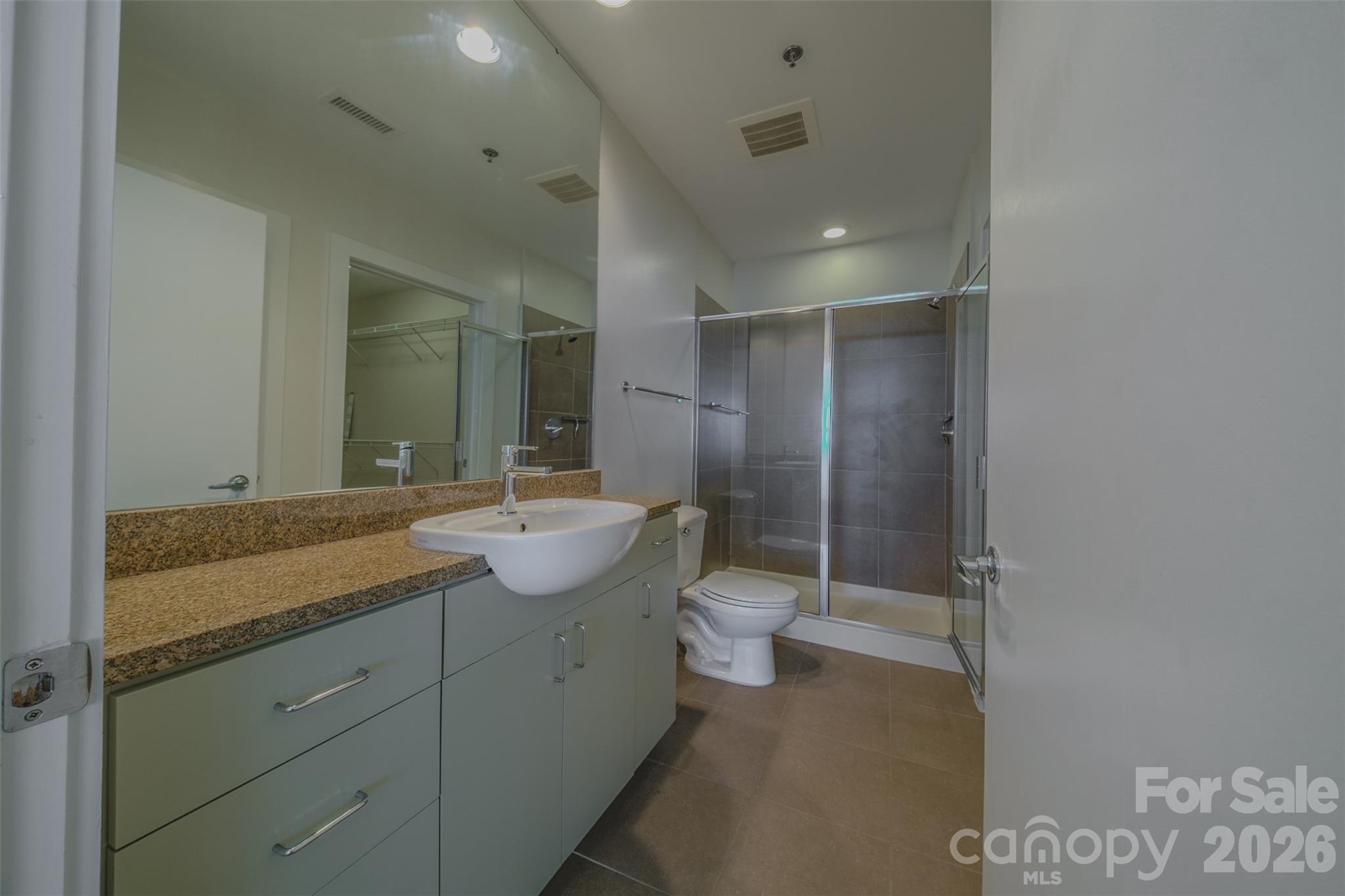 333 W Trade Street 1602 Property Photo 23