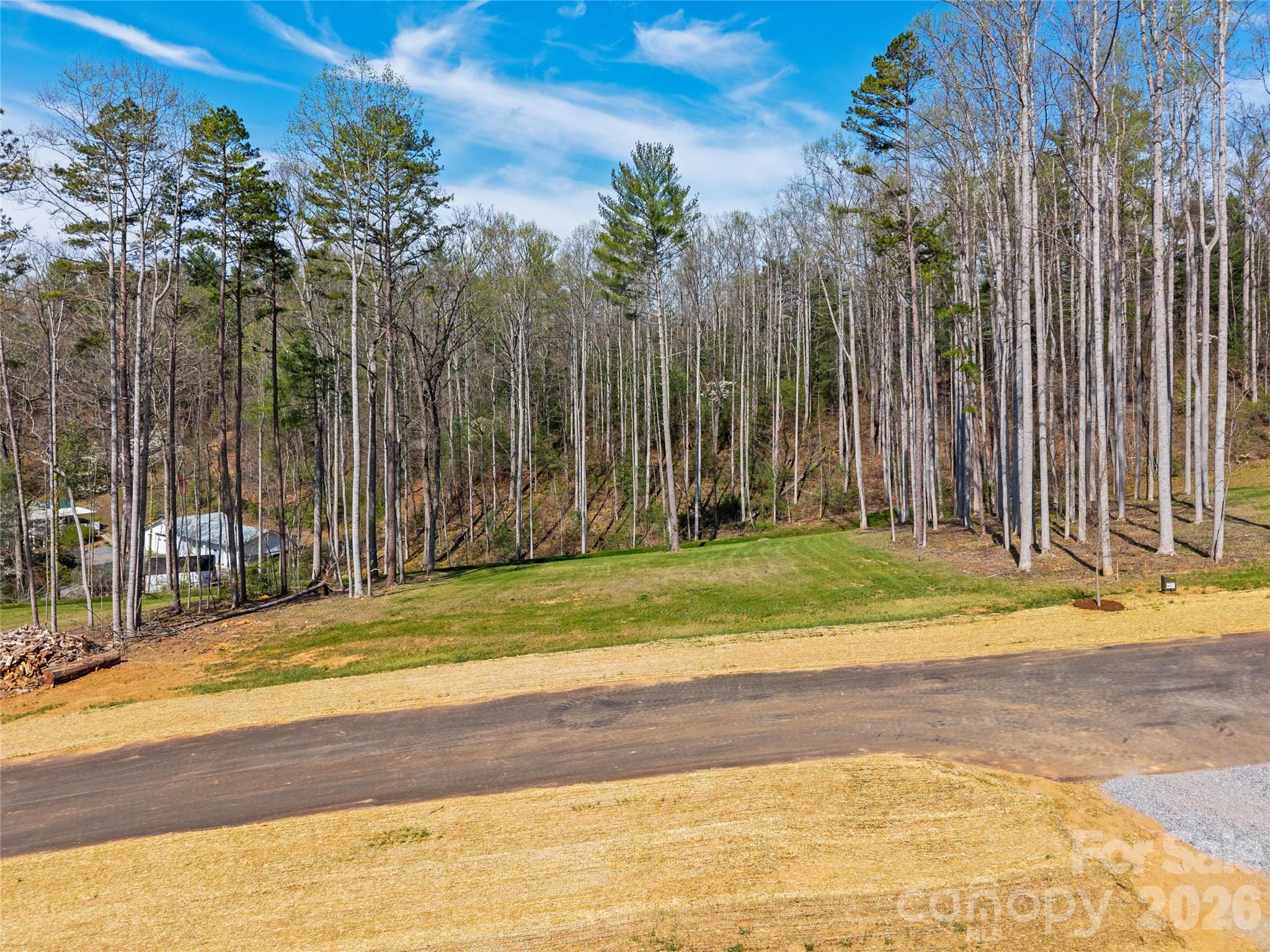 424 Irvine Drive Property Photo 16