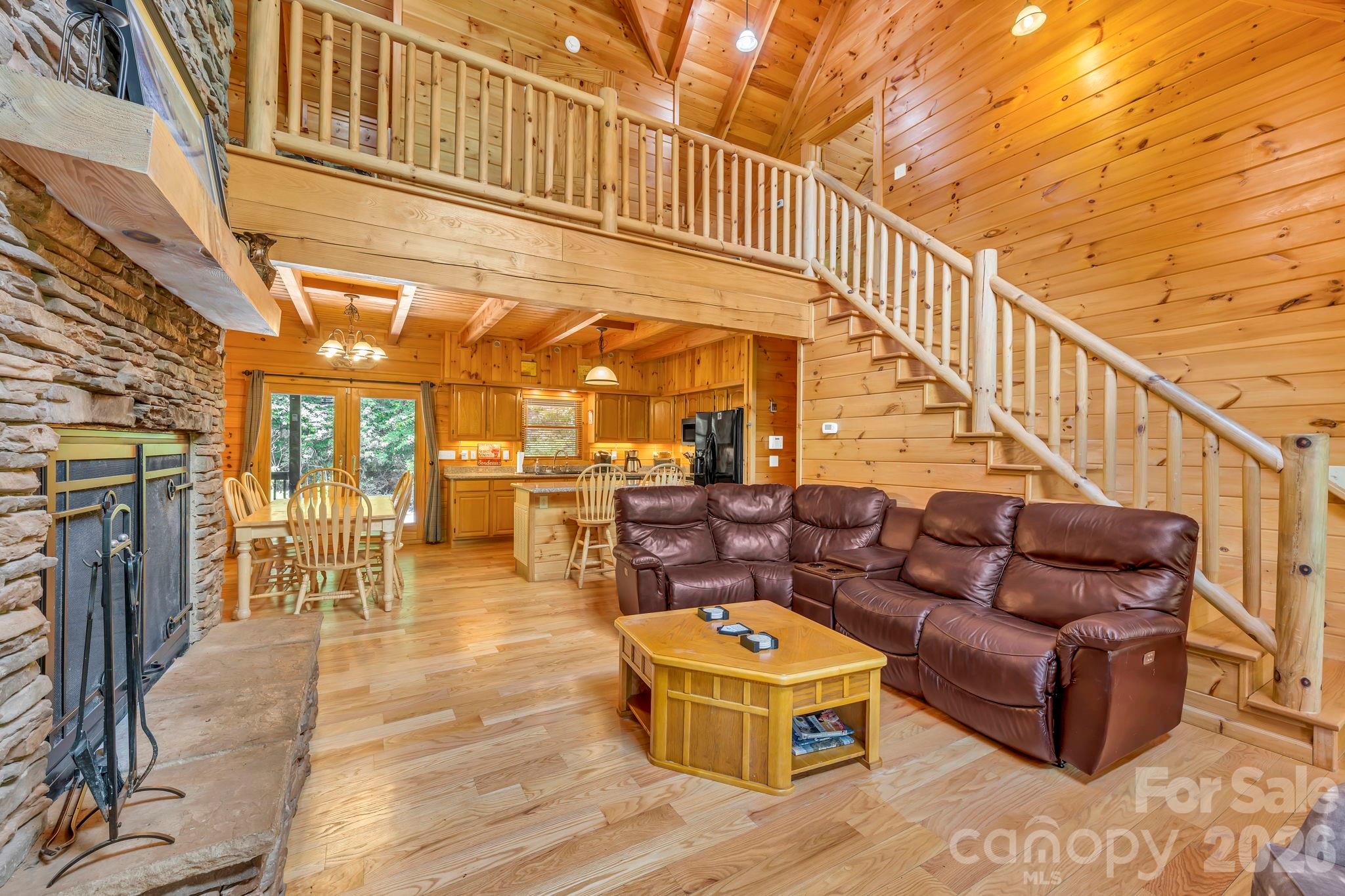 328 Nile Park Drive Property Photo 15