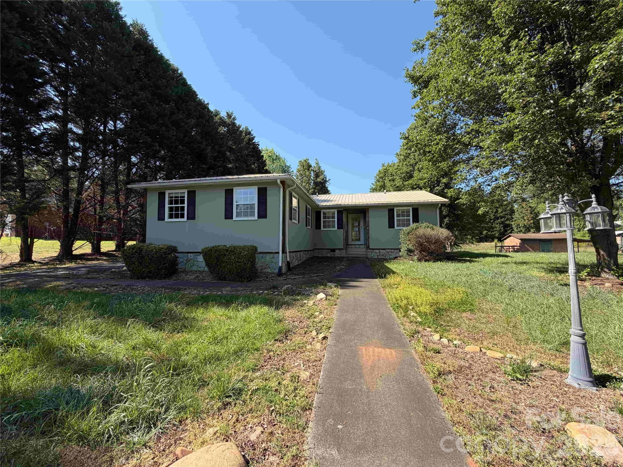 2076 S Fork Drive Property Photo 1