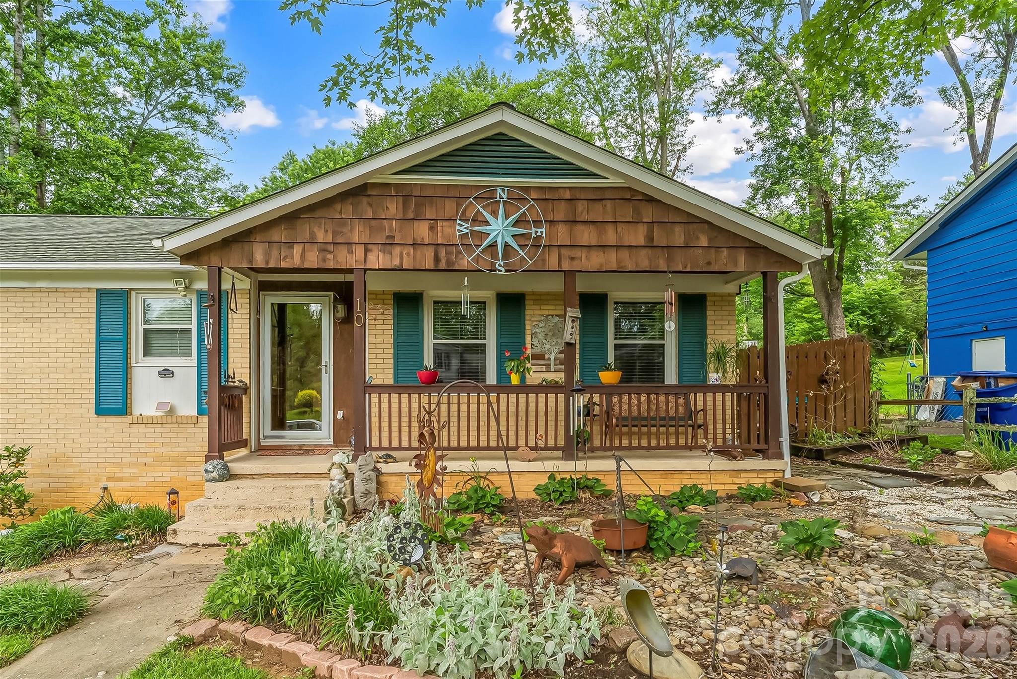 10 Oak Leaf Lane Property Photo 1