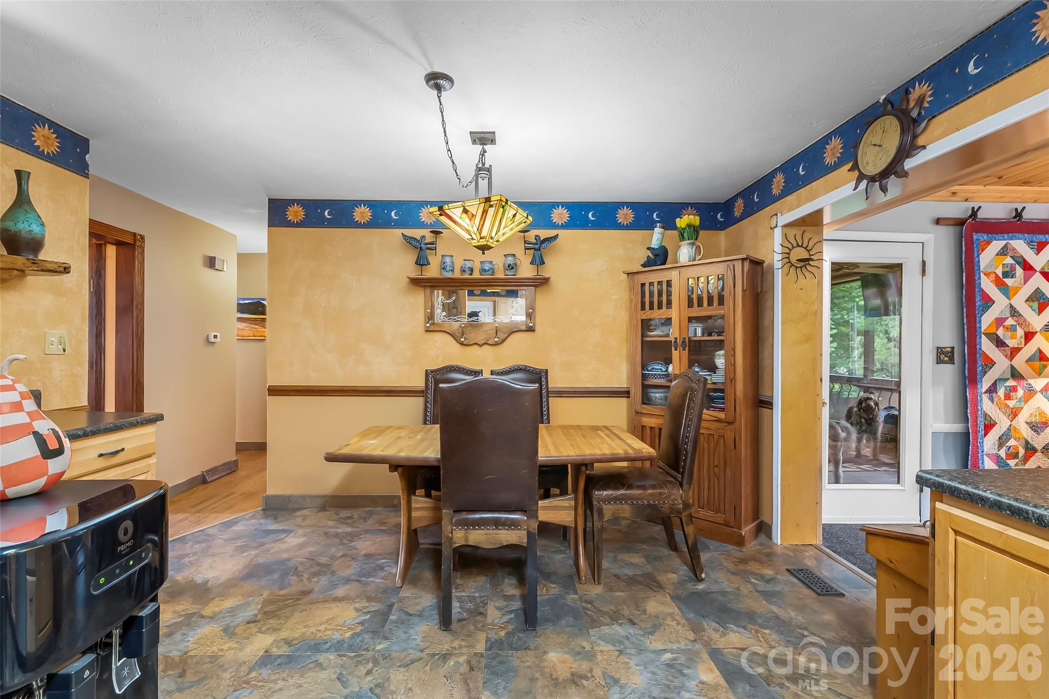 10 Oak Leaf Lane Property Photo 8