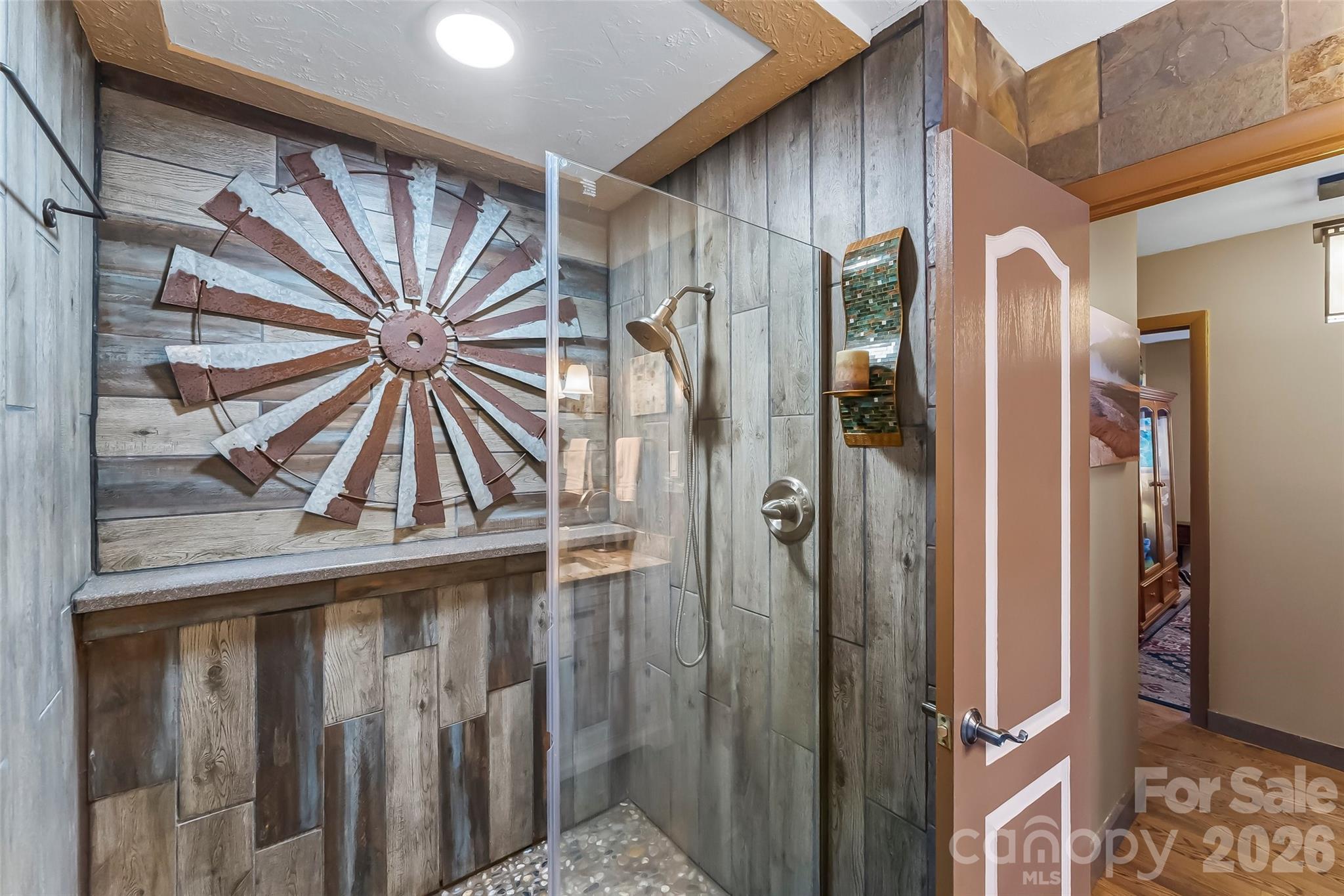 10 Oak Leaf Lane Property Photo 13