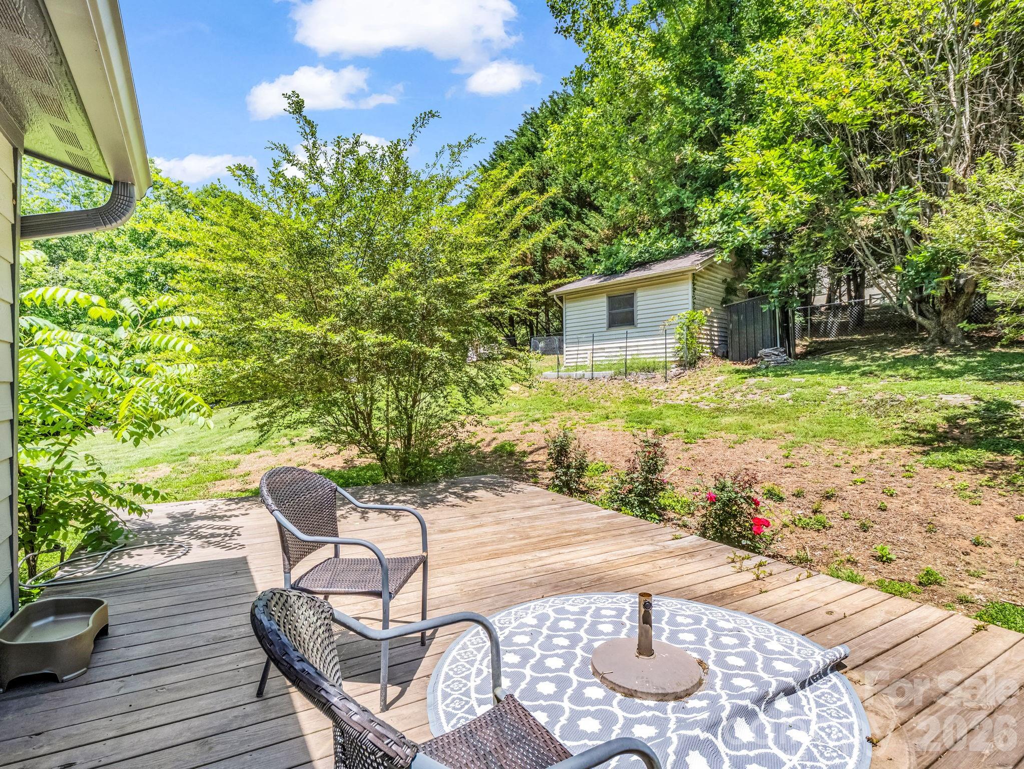 35 Chastain Hill Road Property Photo 13