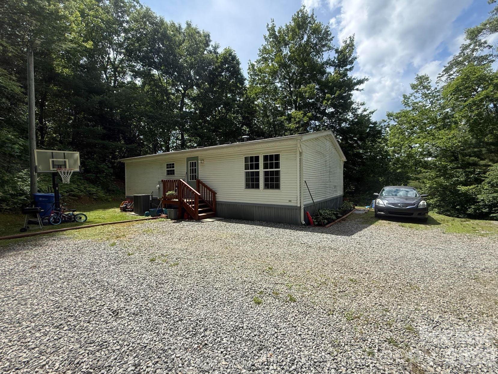 811 Turkey Pen Gap Road Property Photo 8