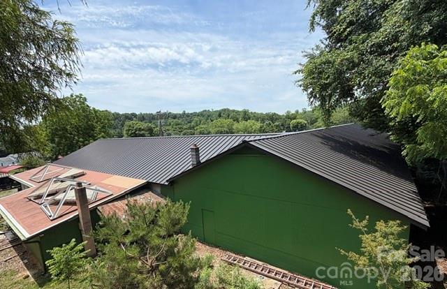 68 Circle Drive Property Photo 4