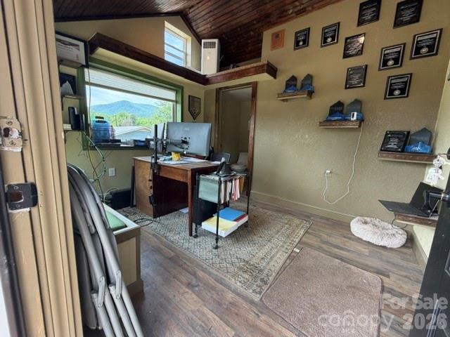 68 Circle Drive Property Photo 5