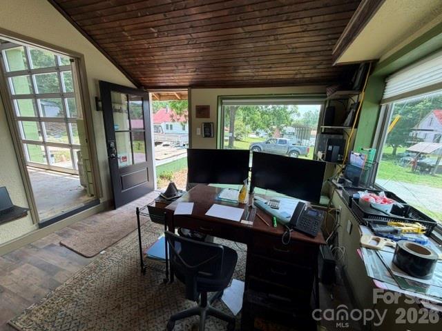 68 Circle Drive Property Photo 6