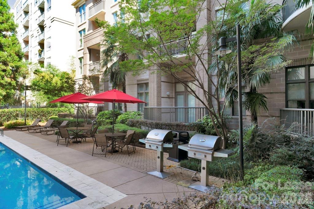718 W Trade Street 707 Property Photo 20