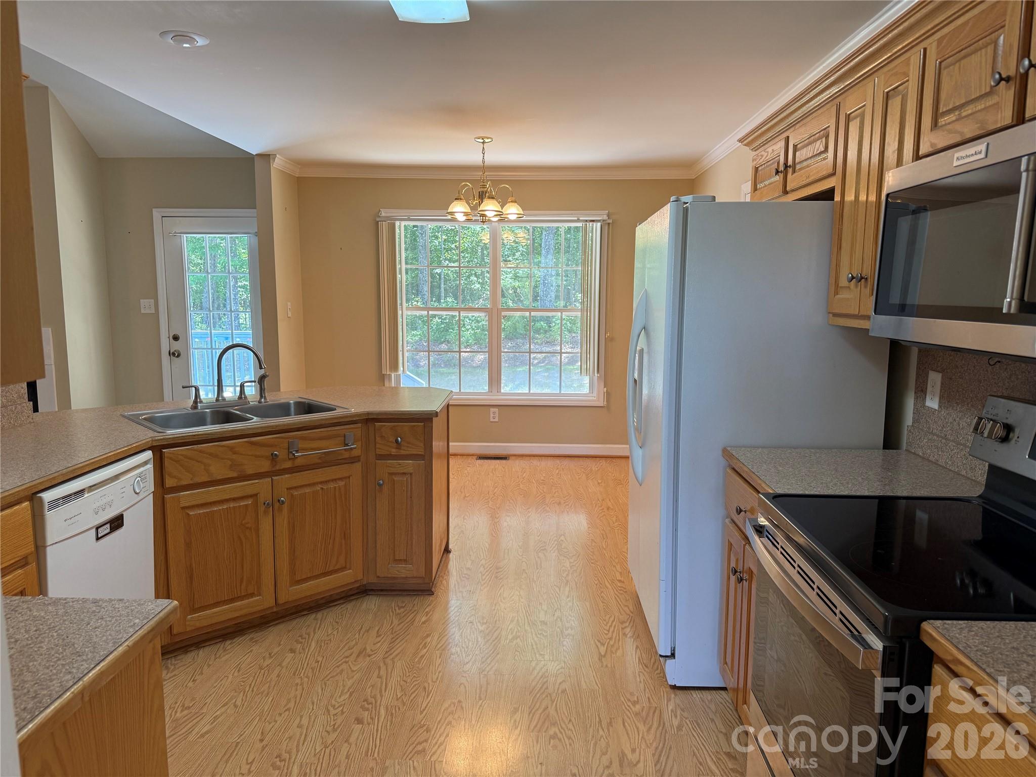 2178 Ixoria Road 6 Property Photo 7