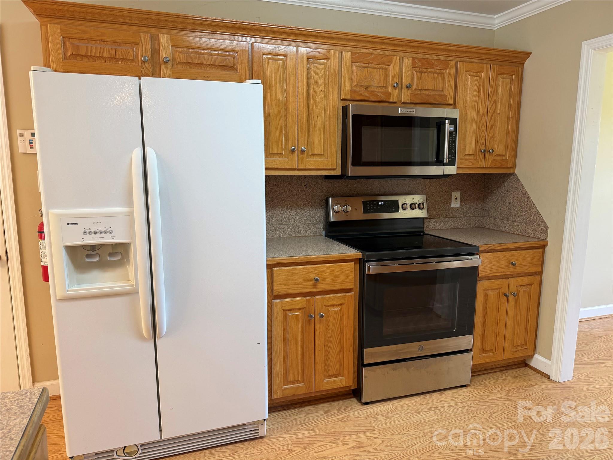 2178 Ixoria Road 6 Property Photo 8