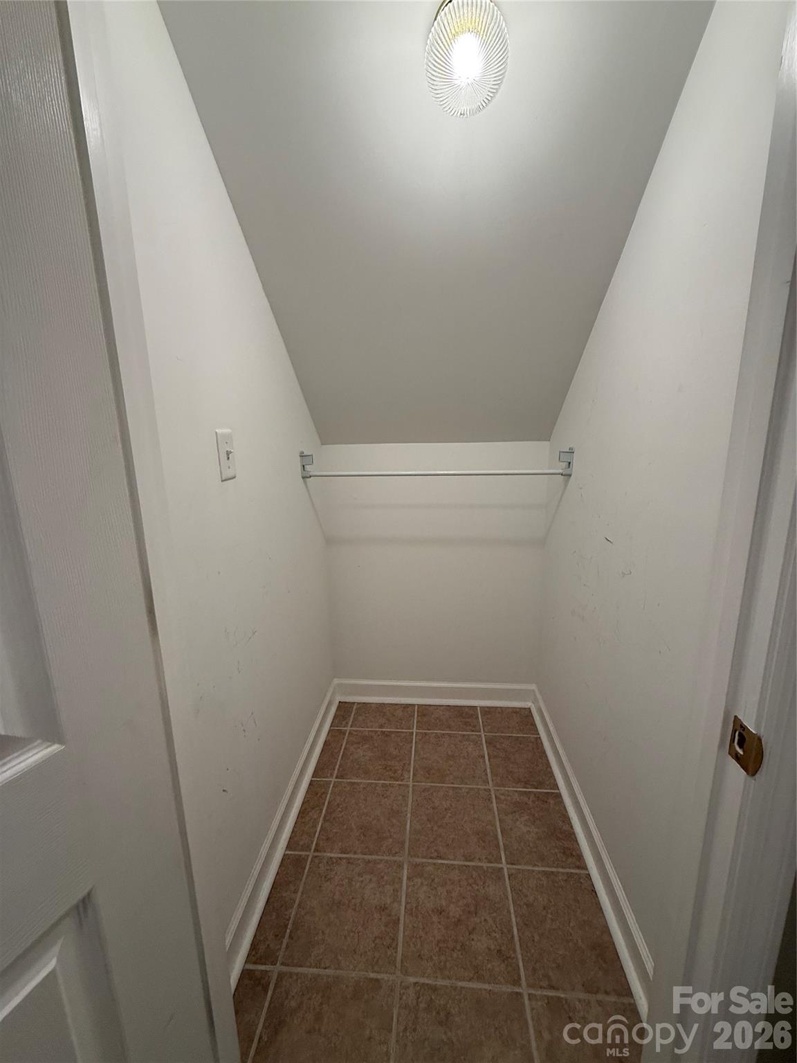 2178 Ixoria Road 6 Property Photo 22