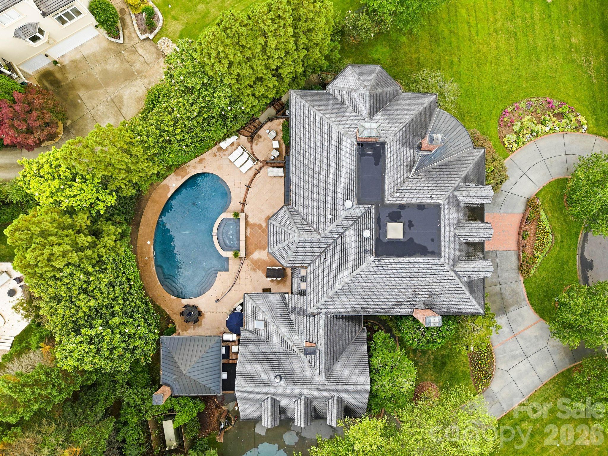 8700 Challis Farm Road Property Photo 8