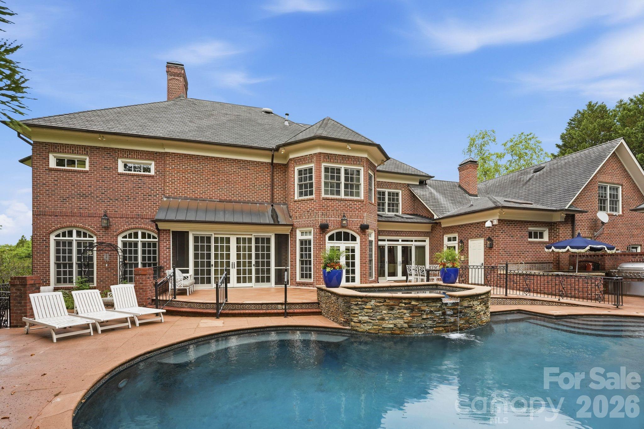 8700 Challis Farm Road Property Photo 12