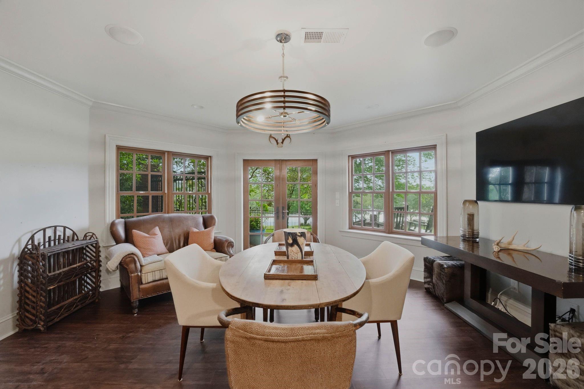 8700 Challis Farm Road Property Photo 31