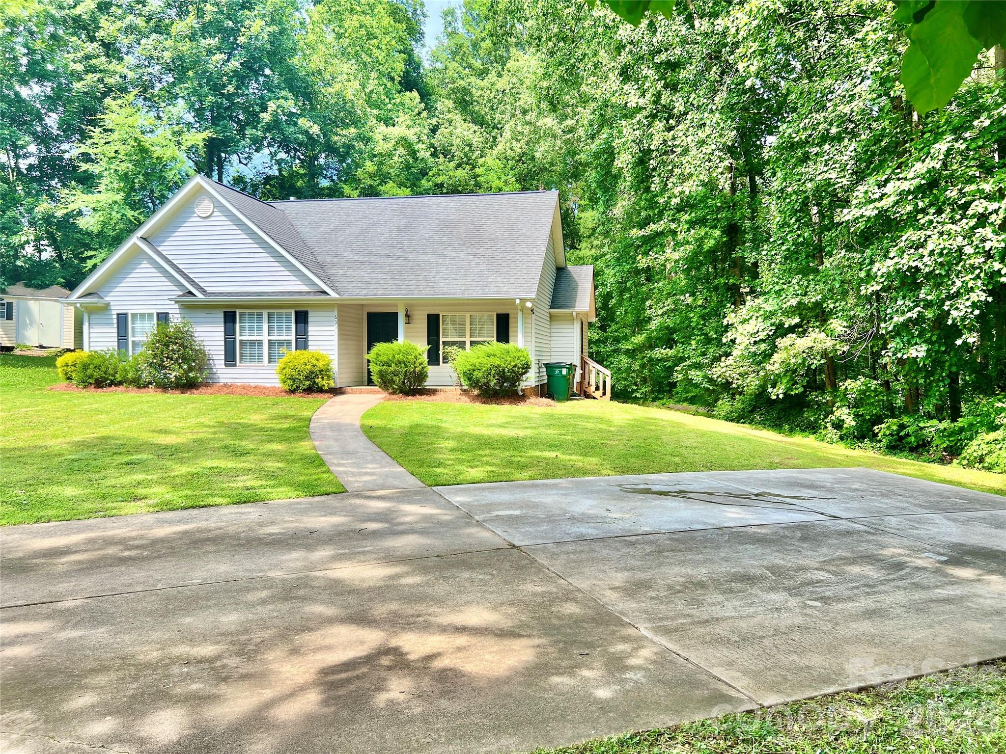 6331 Nature Walk Drive Property Photo 2