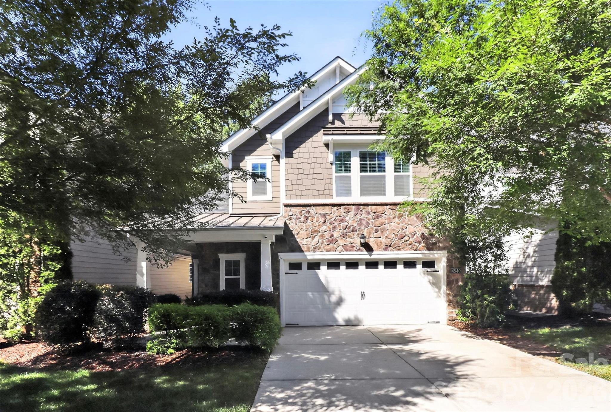 4540 Blackmuir Wood Circle Property Photo 1