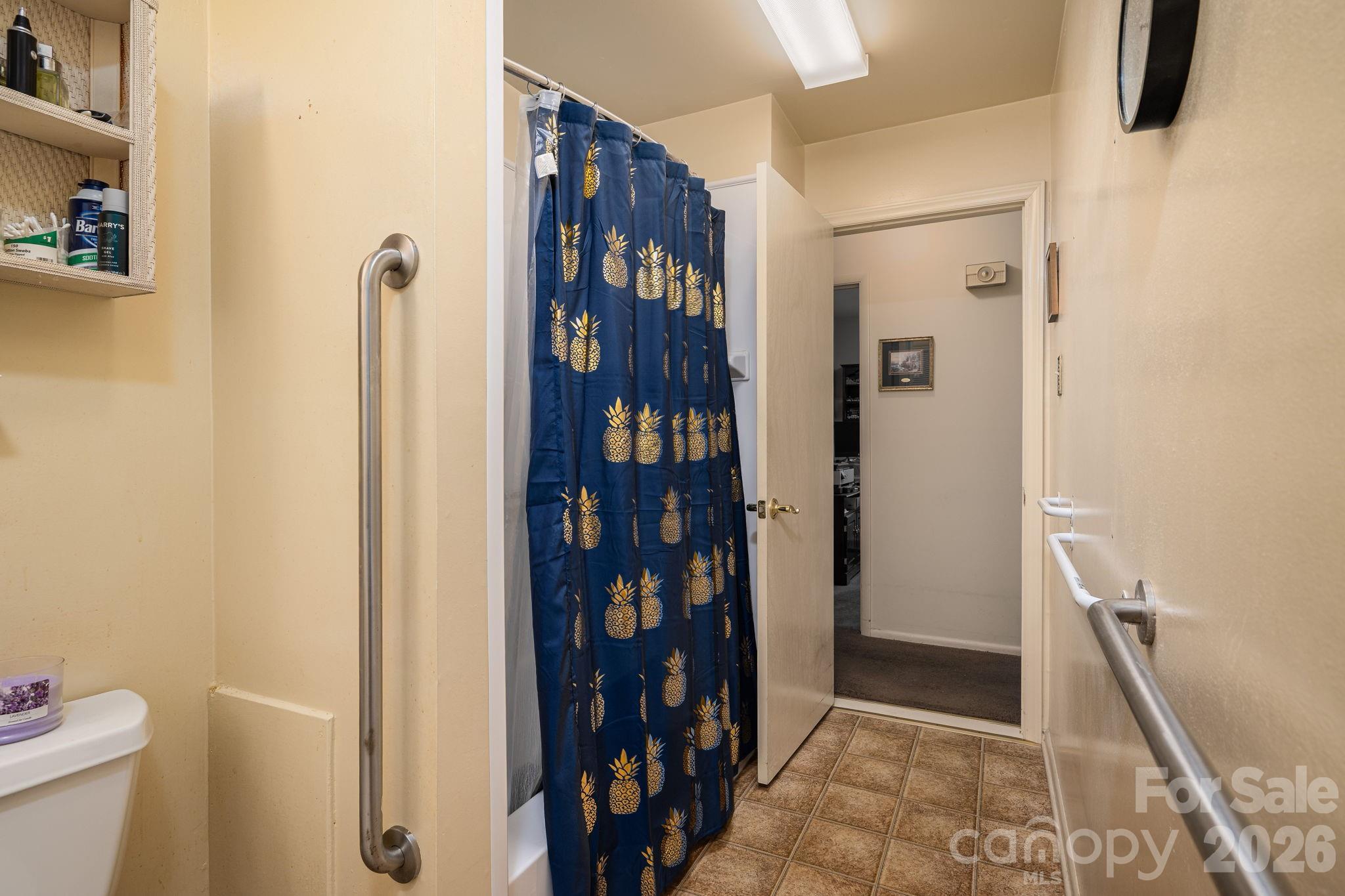 712 Crestwood Avenue Property Photo 17