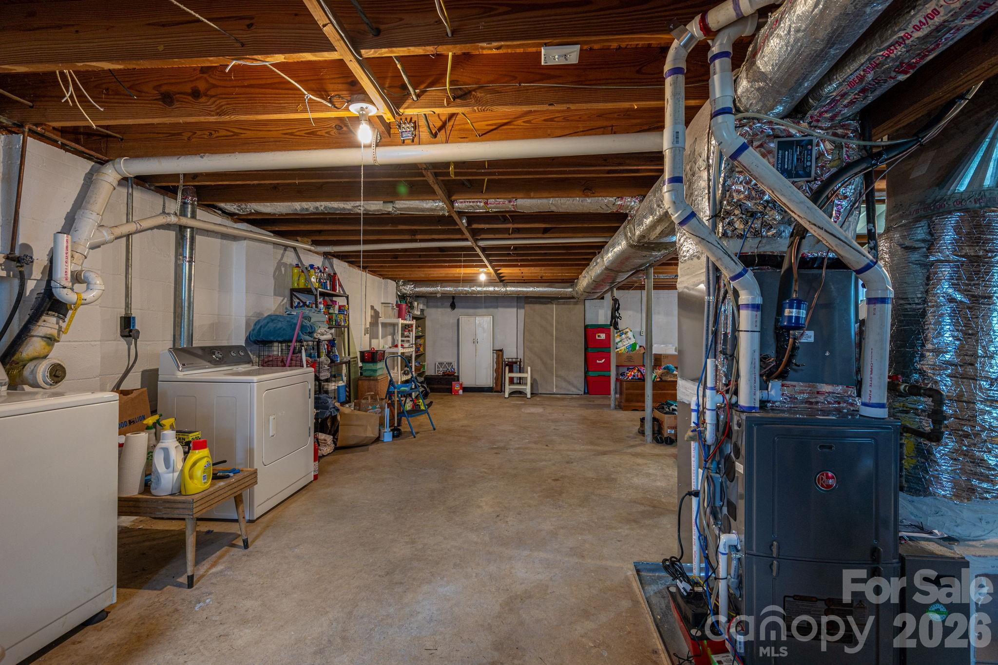712 Crestwood Avenue Property Photo 33