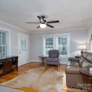 103 Hemlock Avenue Property Photo 10