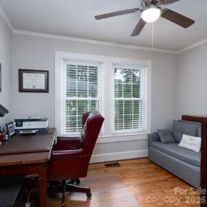 103 Hemlock Avenue Property Photo 24