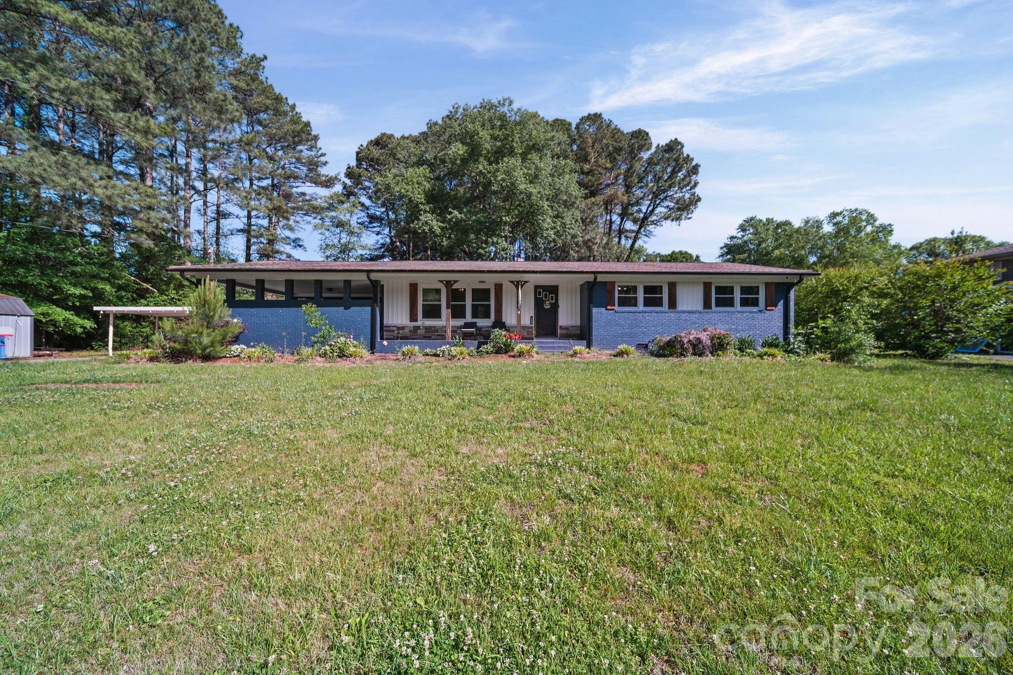 809 Elaine Drive Property Photo 1