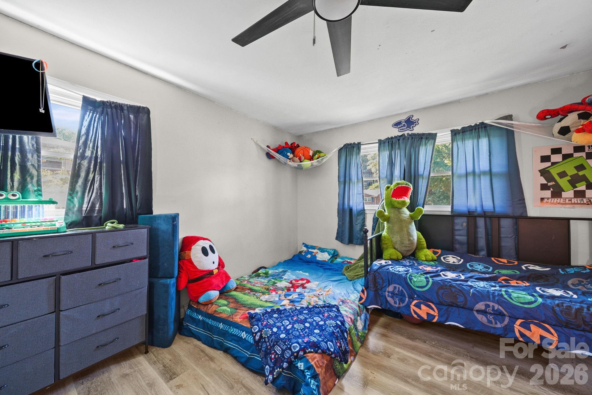 809 Elaine Drive Property Photo 19