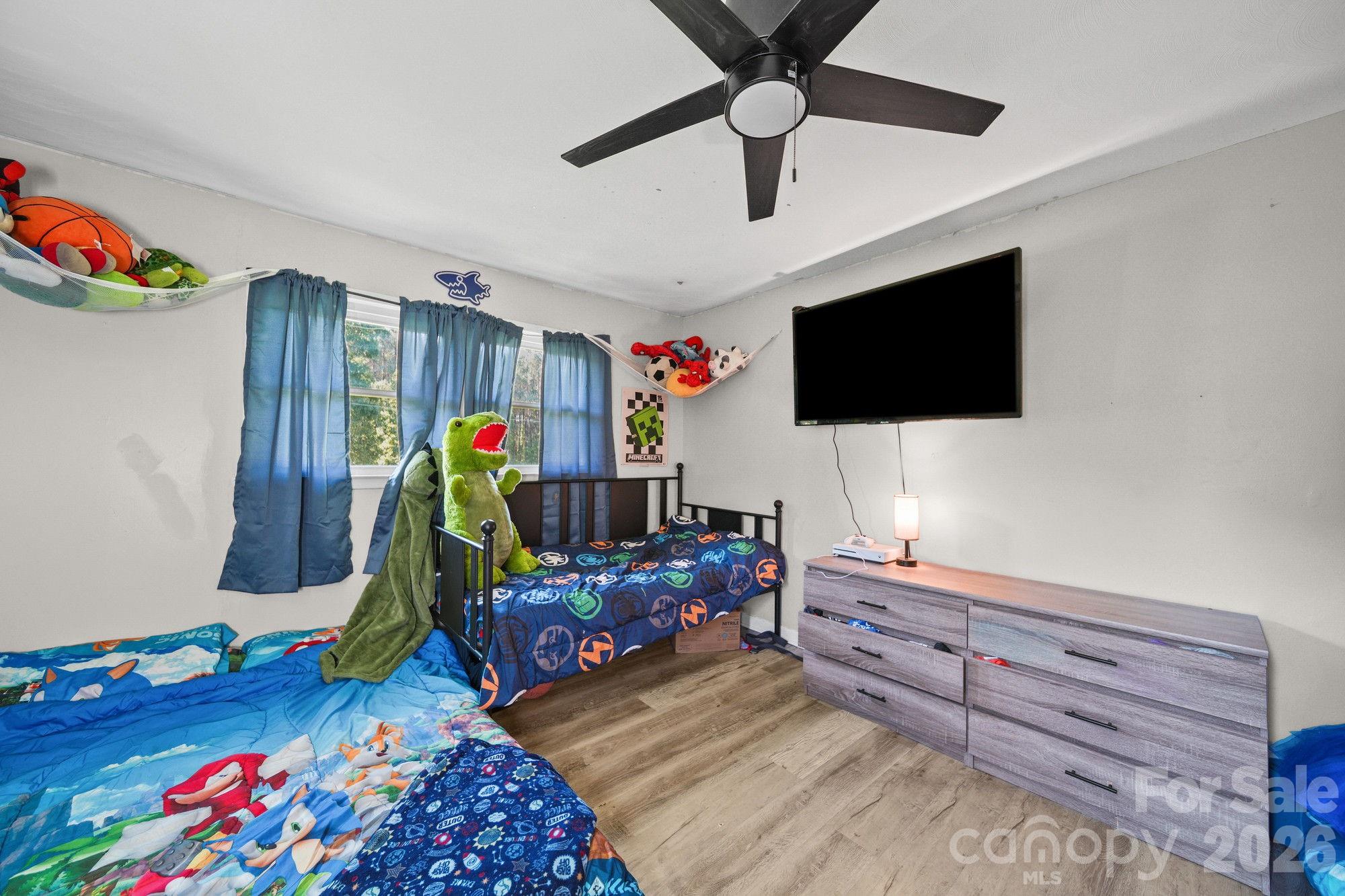 809 Elaine Drive Property Photo 20