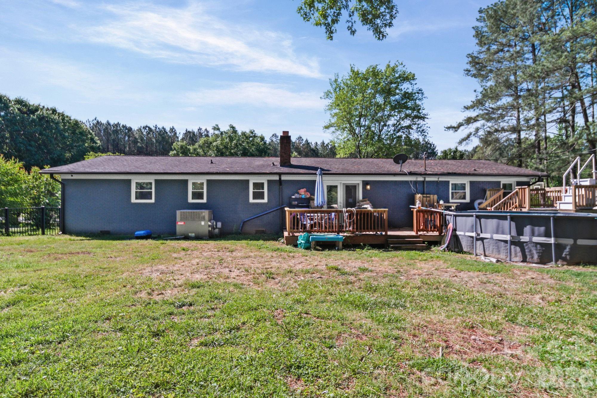 809 Elaine Drive Property Photo 25
