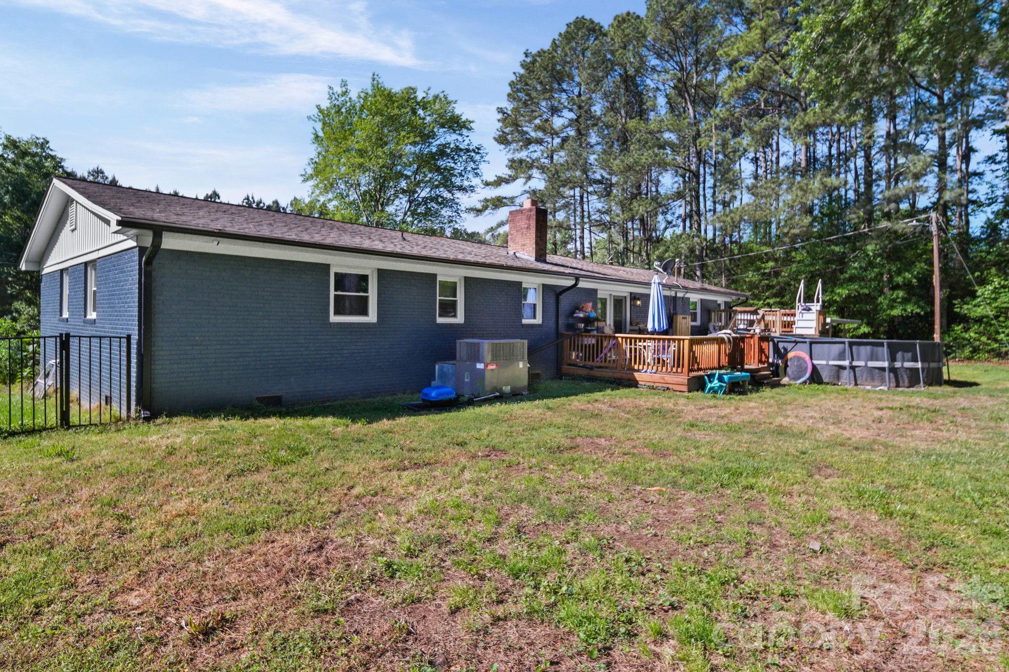 809 Elaine Drive Property Photo 26