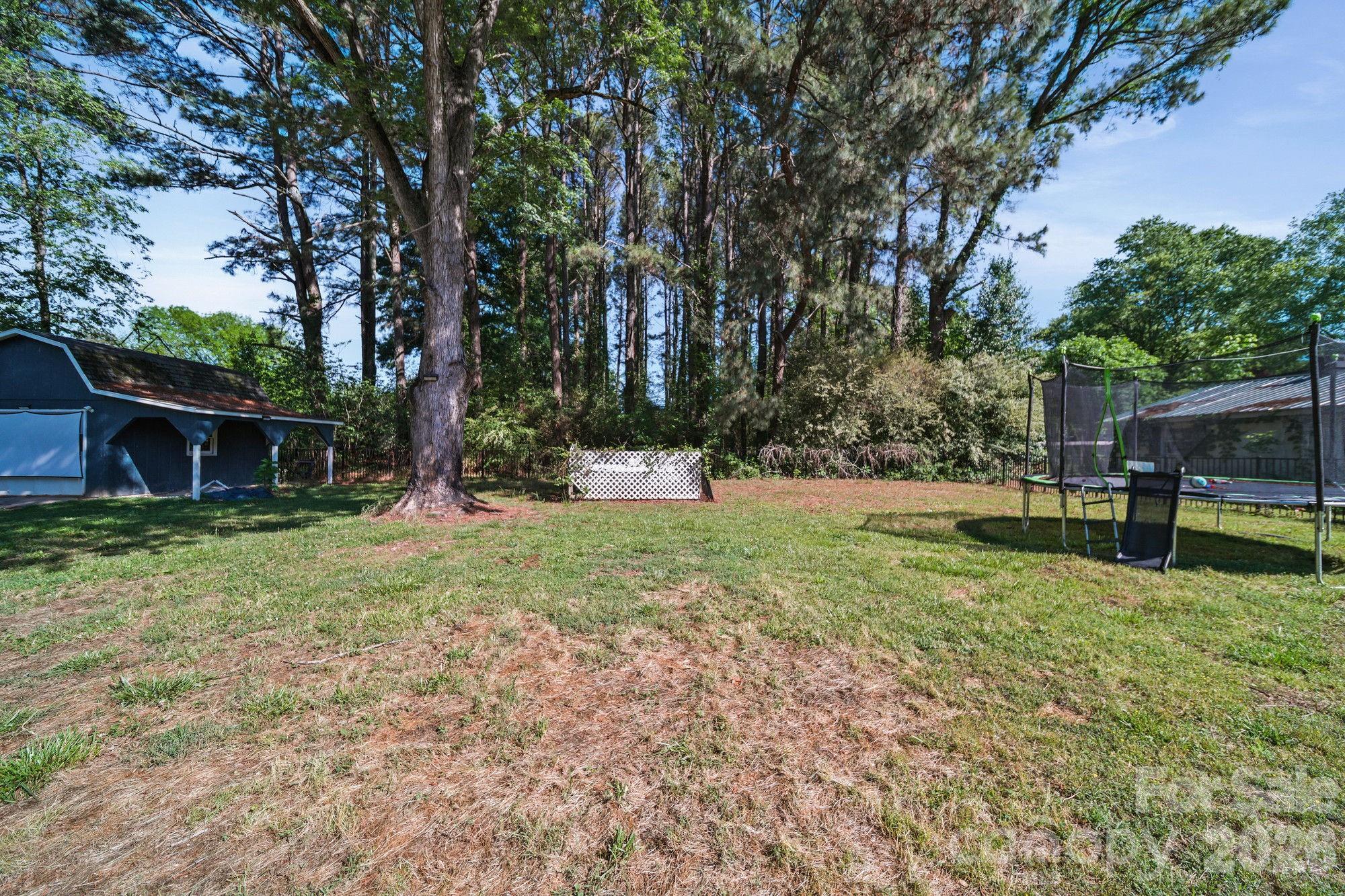 809 Elaine Drive Property Photo 27