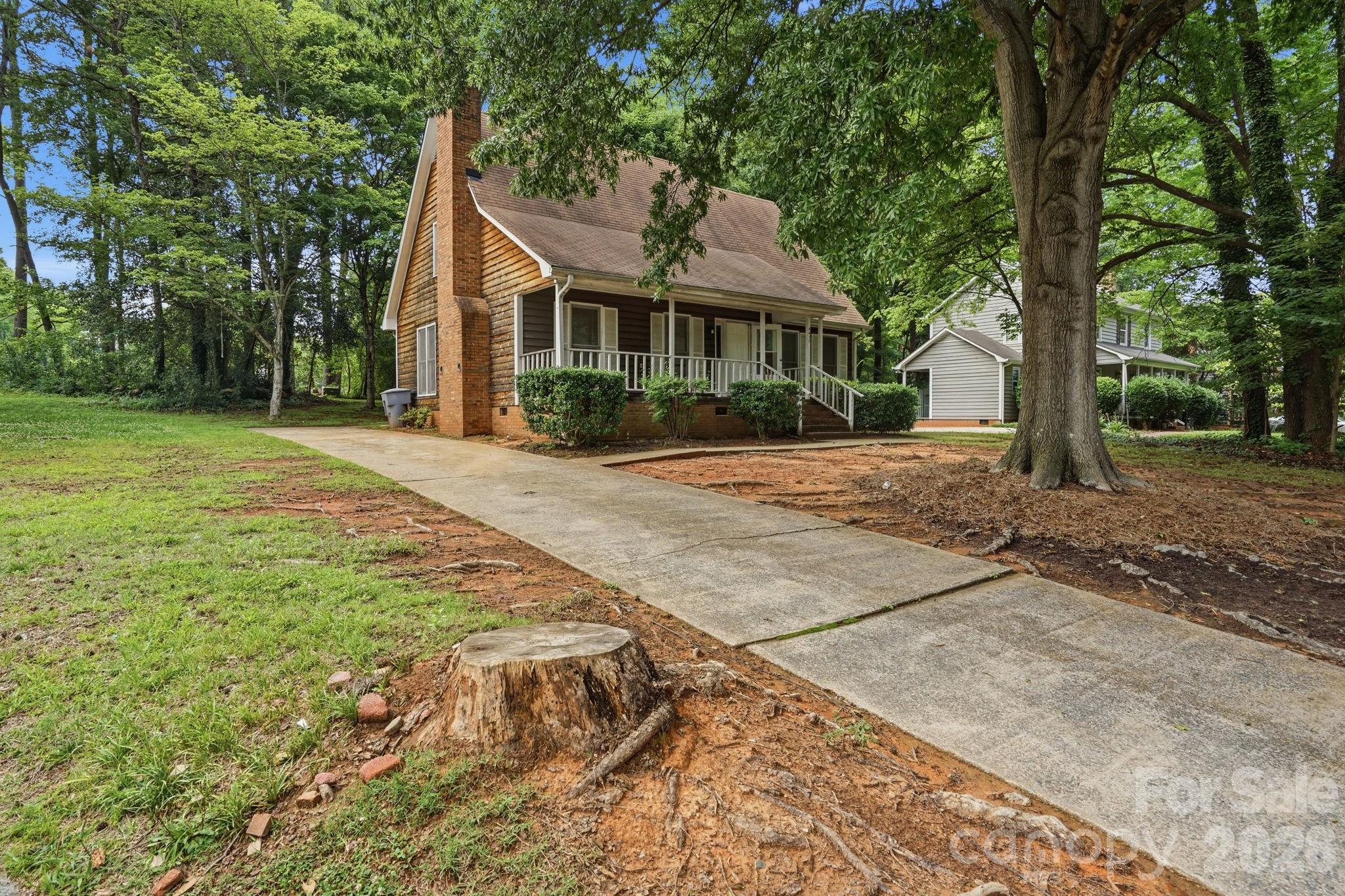 4459 Fair Springs Road Property Photo 2