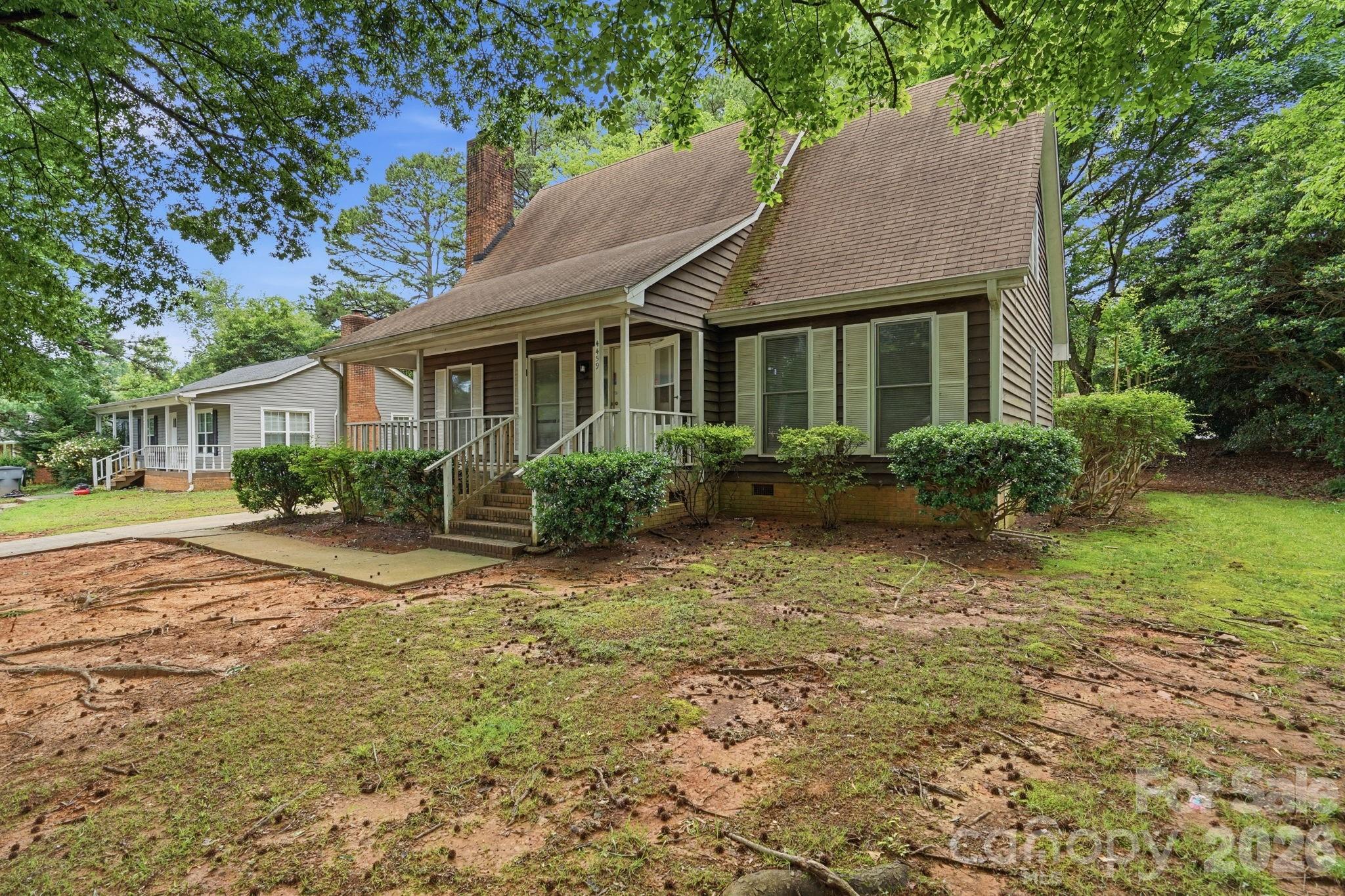 4459 Fair Springs Road Property Photo 3