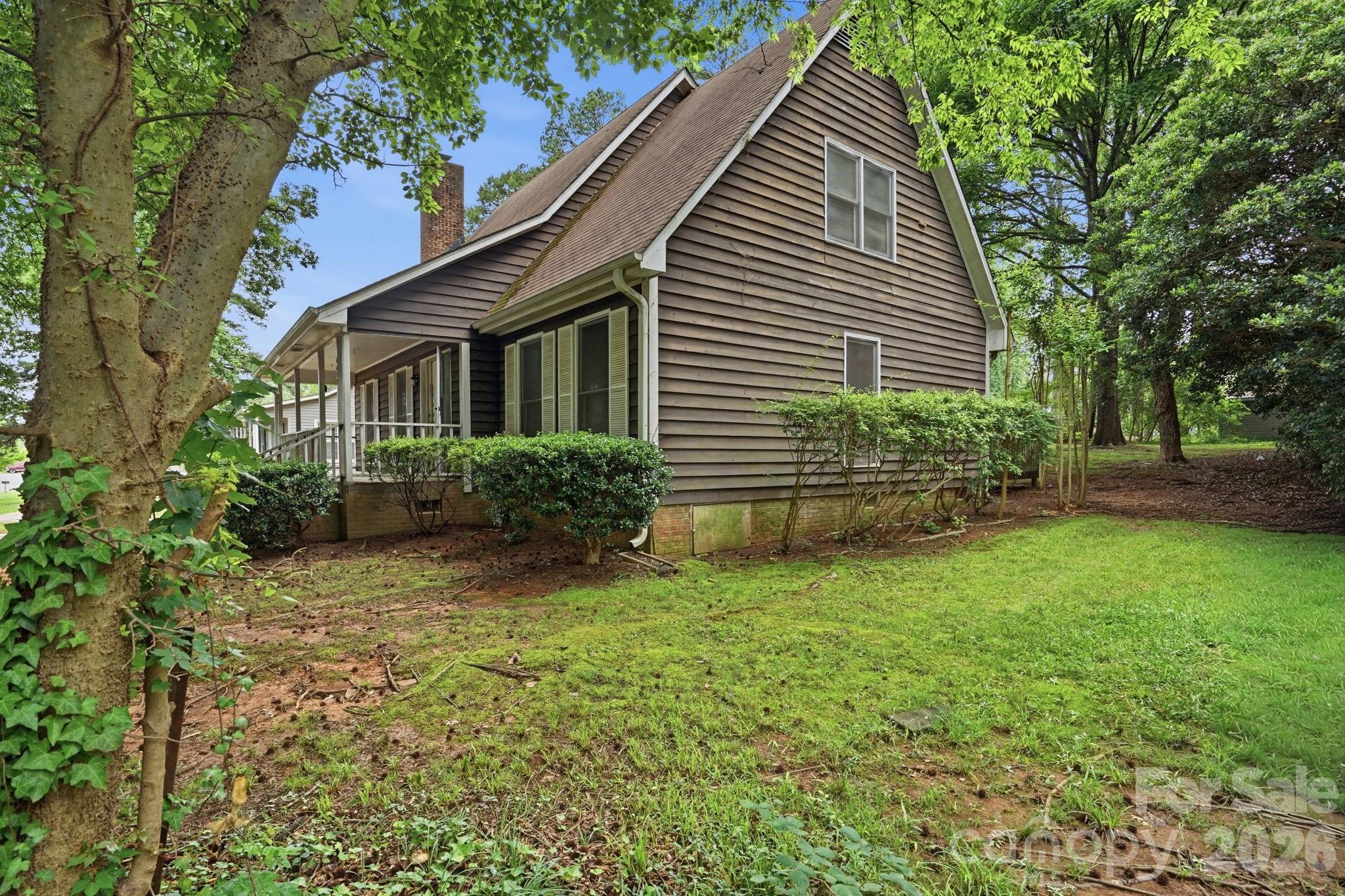 4459 Fair Springs Road Property Photo 4
